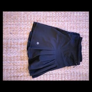 Black Pace Rival skirt - lululemon